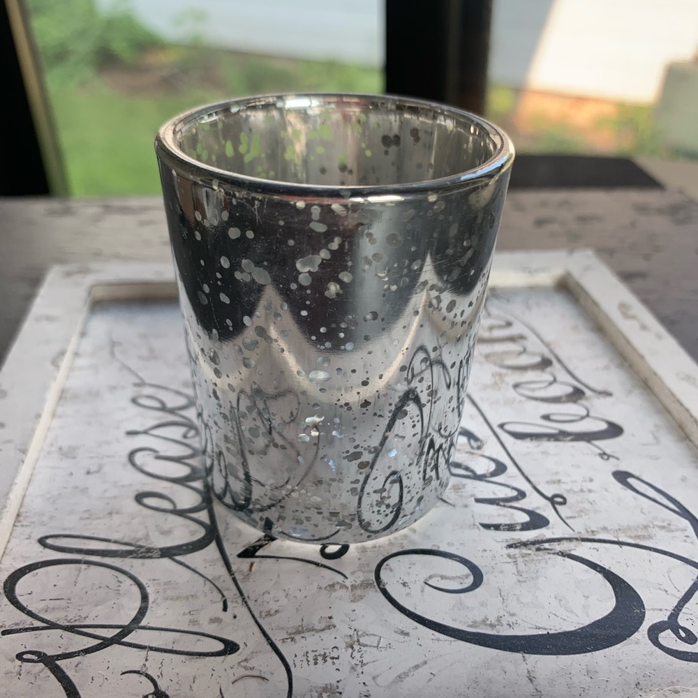 Speckled tee candle holders